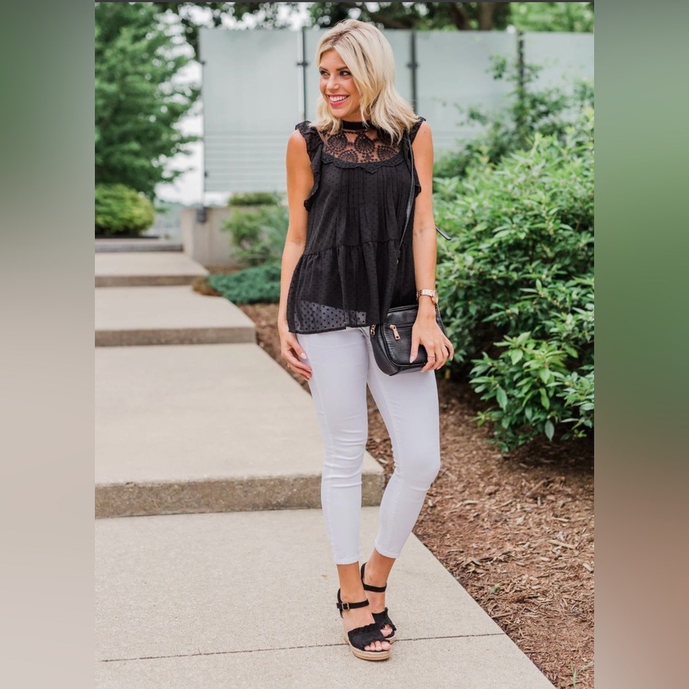 NWT Black Sleeveless Lace Detail Top M - Picture 10 of 16